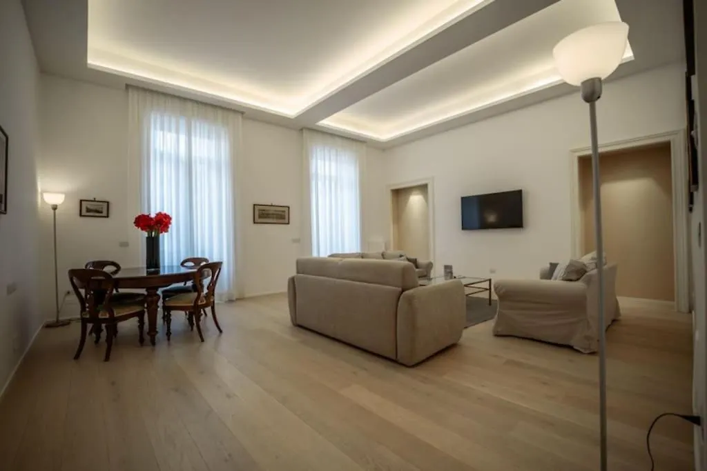 Luxury Apartment In Naples 0*,