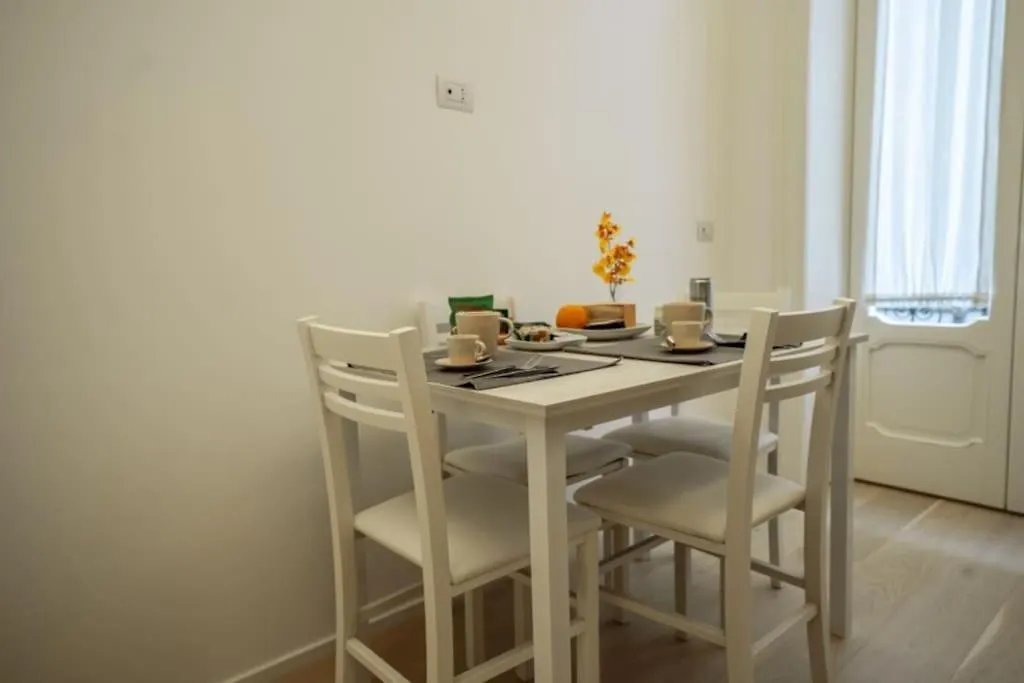 Luxury Apartment In Naples