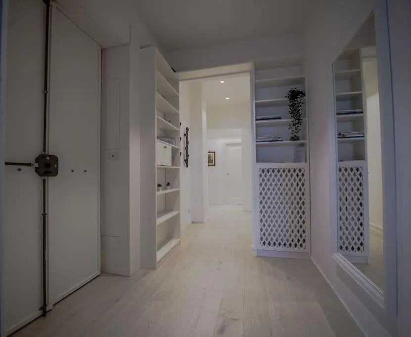 Luxury Apartment In Naples Italy